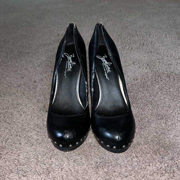Zodiac size 8 black platform heels - Picture 3 of 4